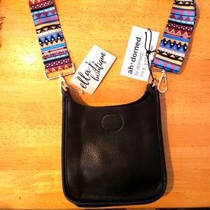 Ah dorned bag w colorful detachable strap